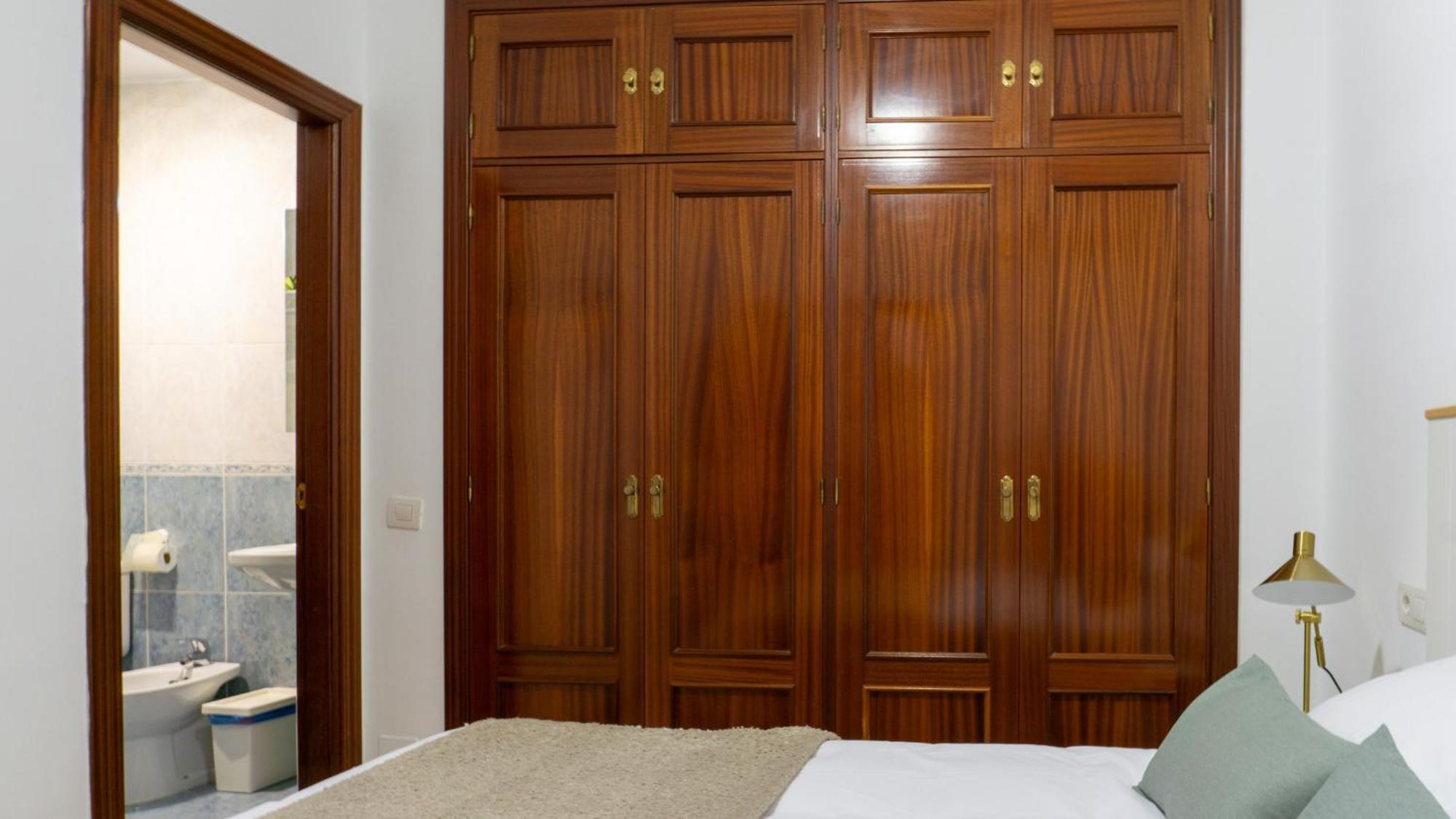 Tuga Dos Aceras 38 Malaga Apartment ภายนอก รูปภาพ